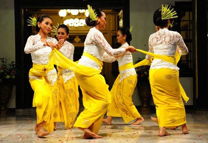 Tari Rejang Renteng Khas Bali