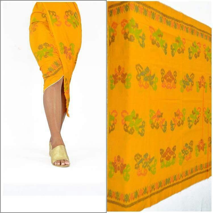 Tenun Endek Motif Warna Kuning